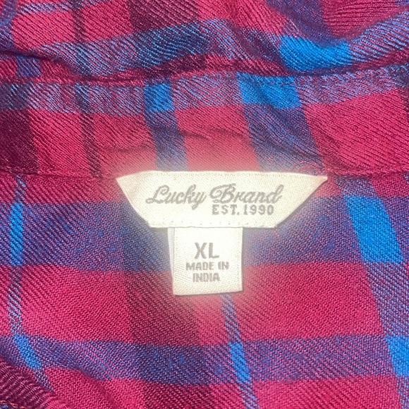 Lucky Brand ladies plaid casual long sleeve button down shirt. Size X-large. - Picture 9 of 11